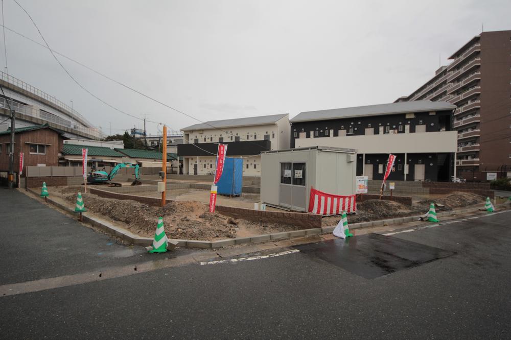 Local appearance photo. Local (11 May 2013) Shooting