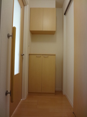 Entrance. Entrance hall