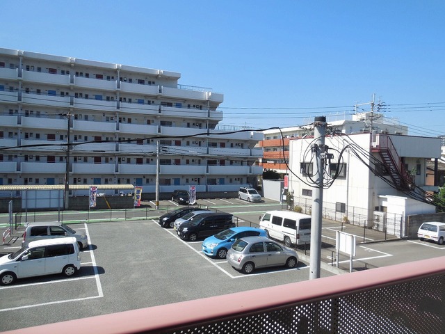 Other room space. Open, I would not tighten curtain.