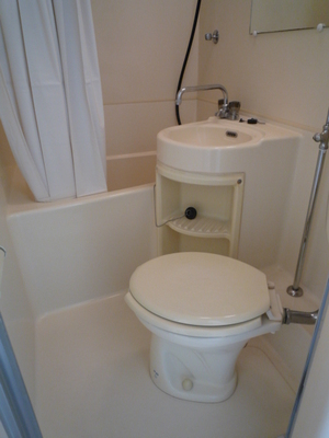 Bath. bus ・ toilet