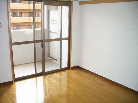 Kitchen. Living room ☆