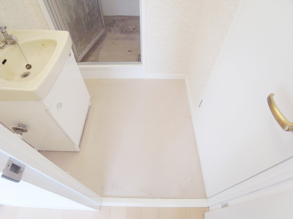 Bath. ( ※ Indoor photo will be the same type of photo)