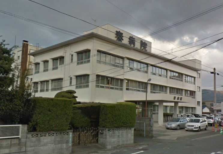 Hospital. Qin 1110m to the hospital (hospital)