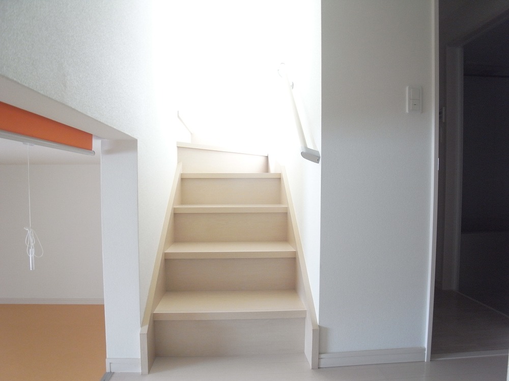 Other room space. Stairs space