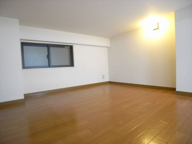 Other room space. loft