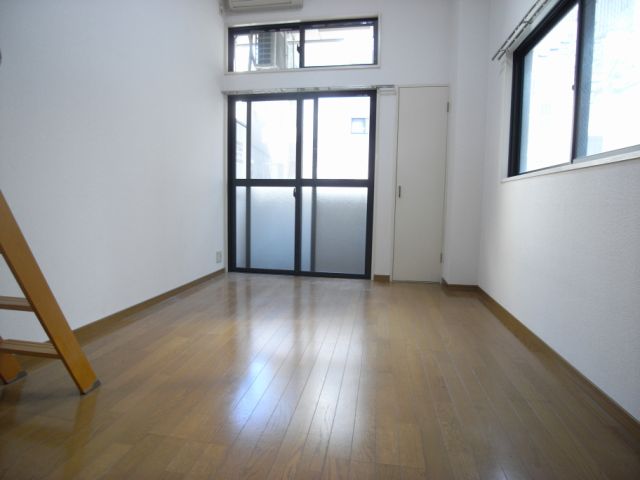 Living and room. Western style room