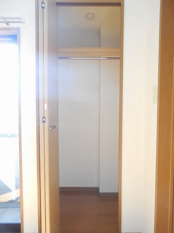 Other room space. Receipt