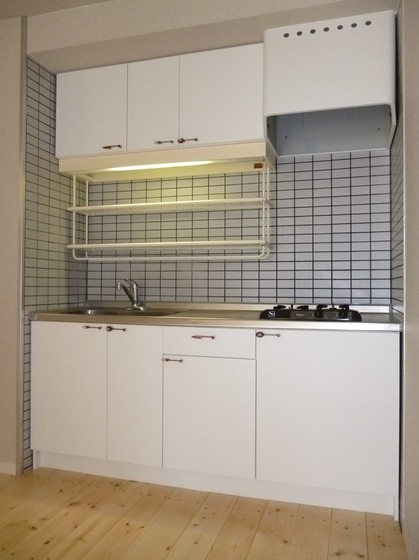 Kitchen. ☆ It is with stove ☆