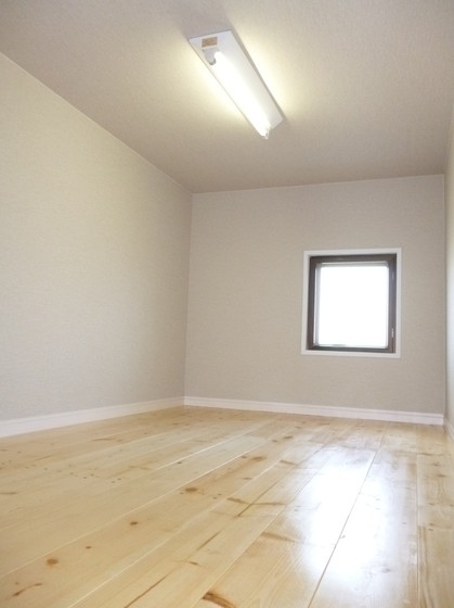 Other room space. ☆ Loft is ☆