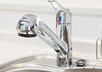 Kitchen.  [Water purification function hand shower faucet] Firmly washable hand shower faucet to every nook and corner of the sink, It is with water purification function. (The cartridge replacement requires a separate contract. )