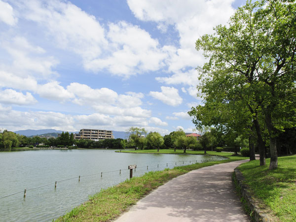 Surrounding environment. Morooka Water Park (8-minute walk ・ About 570m)