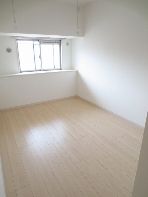 Other room space. bedroom