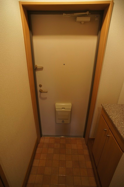 Entrance. Entrance space ☆