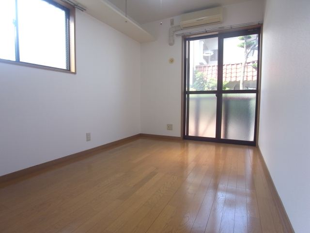 Living and room. Western style room