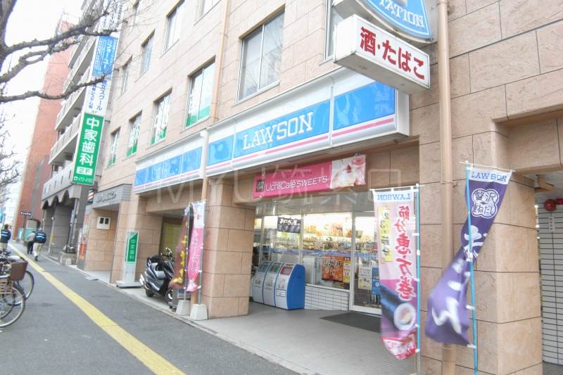 Convenience store. 185m until Lawson Tsukushi through barnyard-cho store (convenience store)