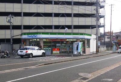Convenience store. 114m to FamilyMart Minami-Fukuoka Motomachi 2-chome