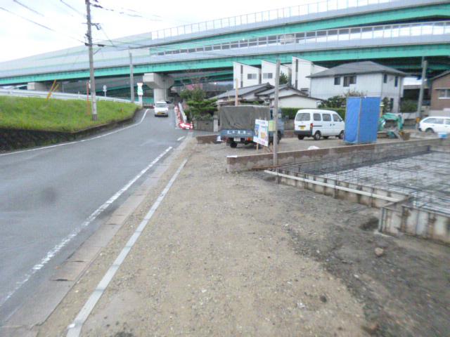 Local appearance photo. Local (10 May 2013) Shooting