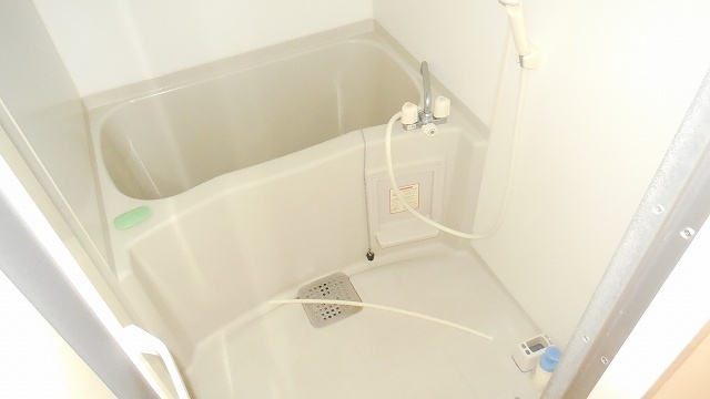 Bath. It is the unit bus of spread