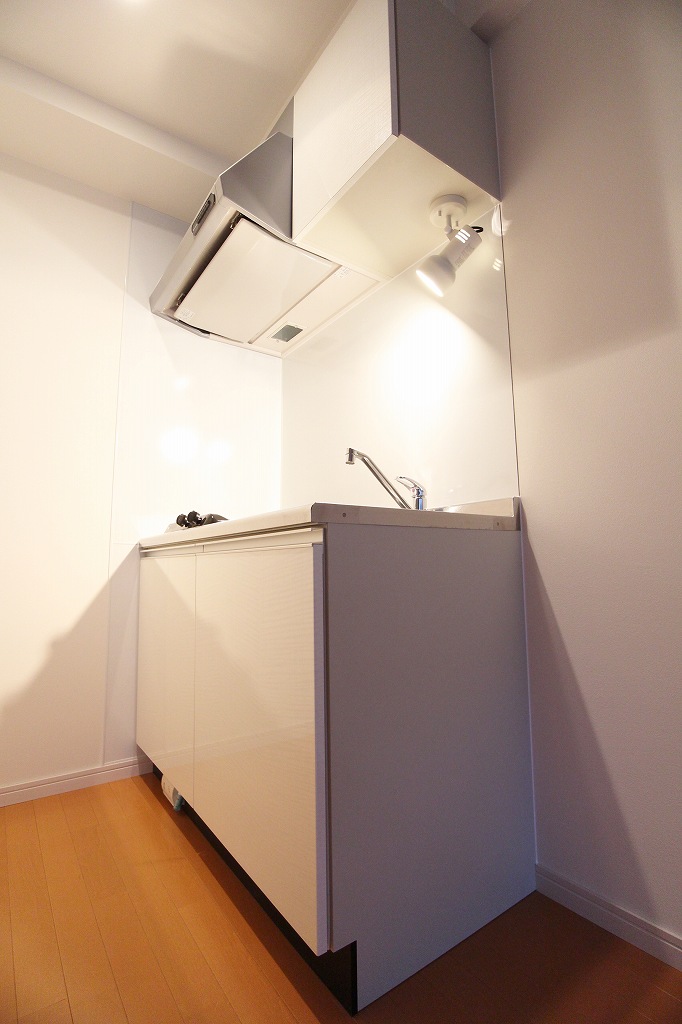 Kitchen. Two-burner gas stove kitchen Initial cost-free interest rate possible to divide..