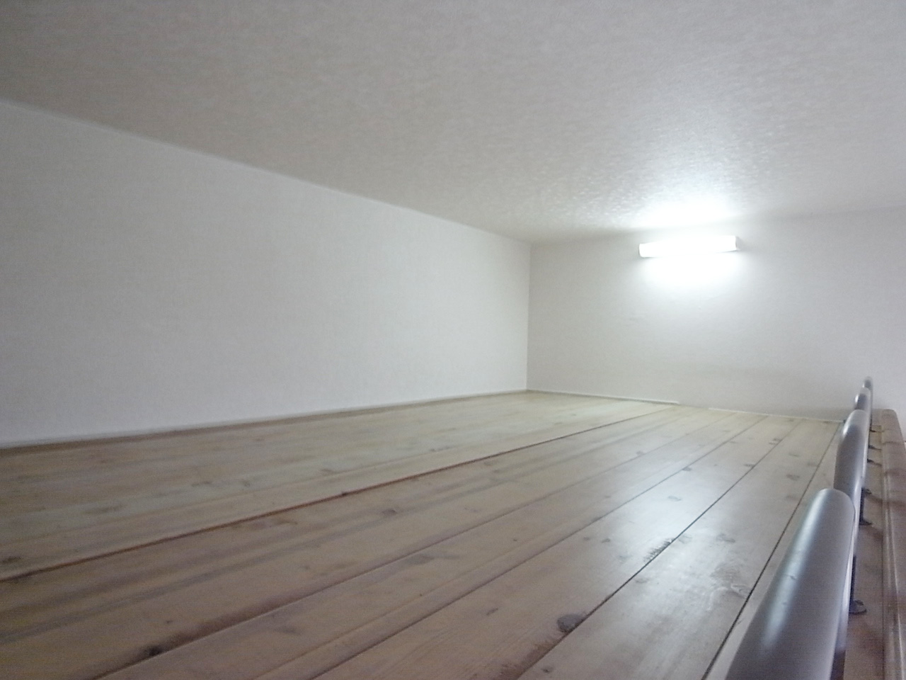 Other room space. Isomorphic type