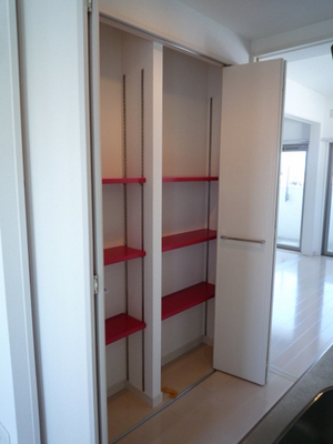 Kitchen. Kitchen storage