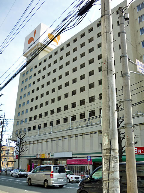 Supermarket. 350m until Gourmet City Zatsushonokuma store (Super)