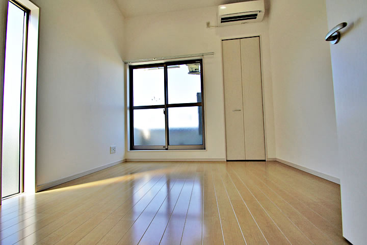 Other room space. Western style room