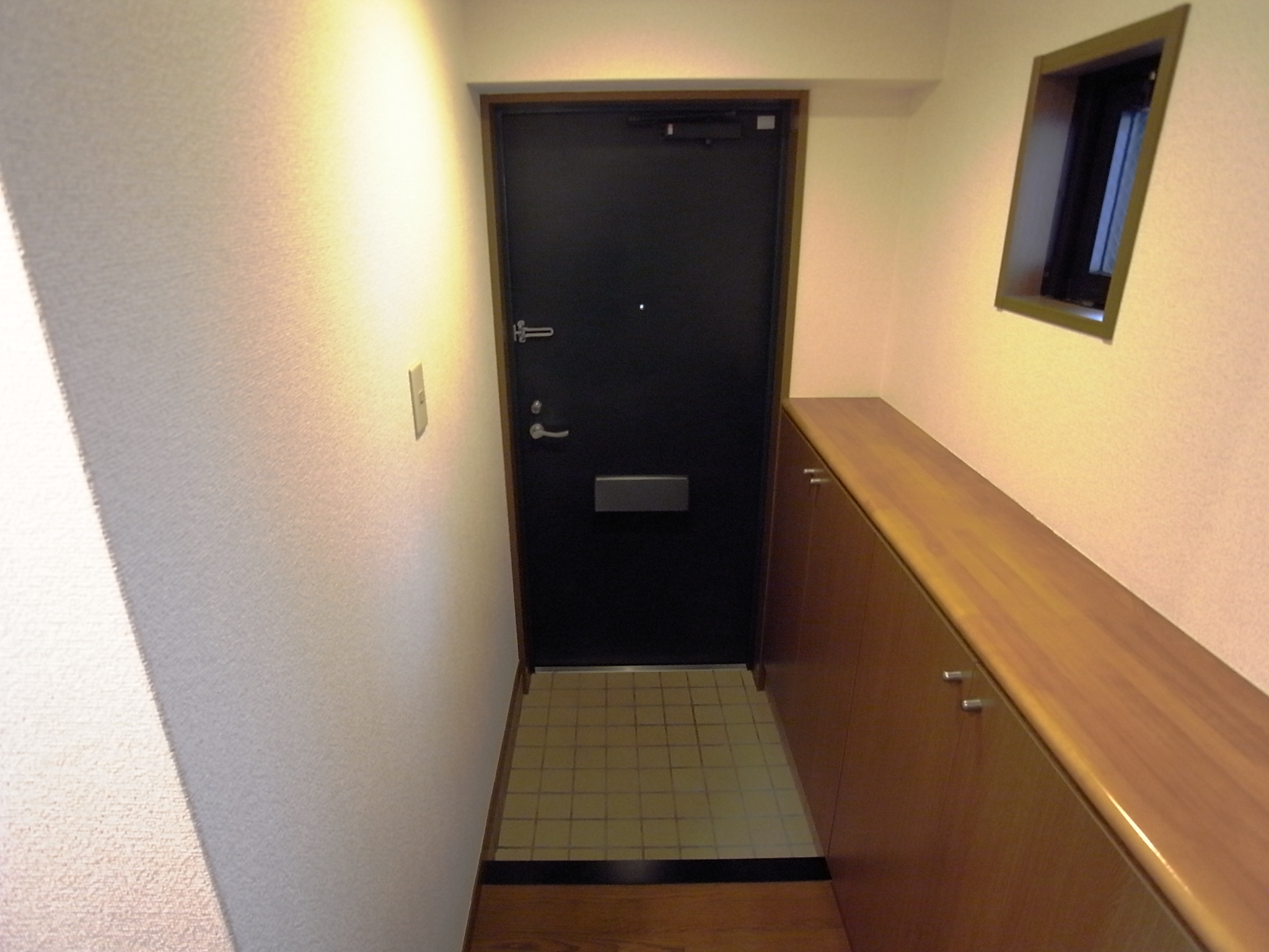 Entrance. Plenty is also housed in the entrance