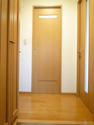Entrance. Entrance hall