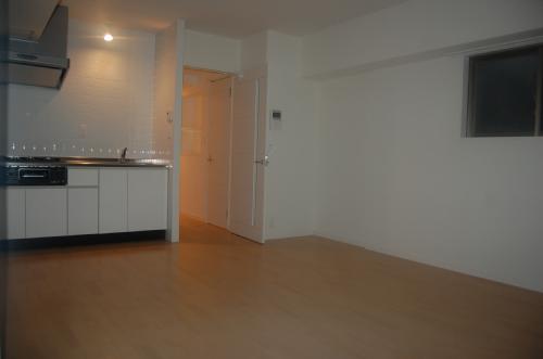 Living and room. ※ The same type separate room