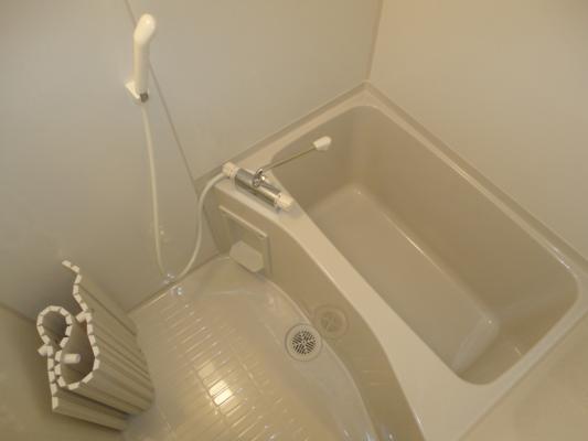 Bath. Bathing also new