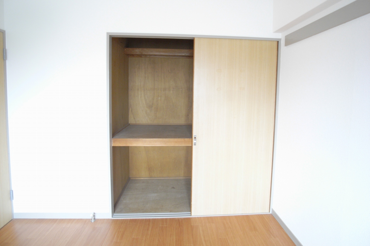 Receipt. Another room (image)