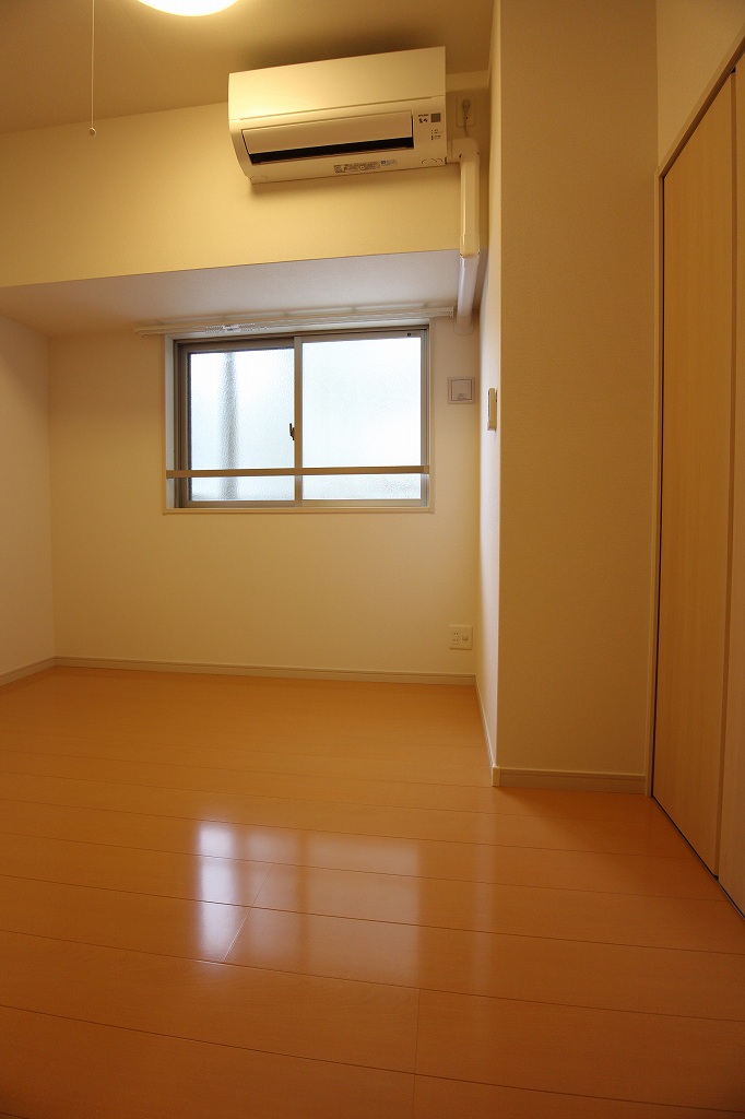 Other room space. Western style room