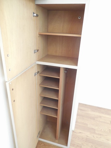 Other room space. Large front door storage