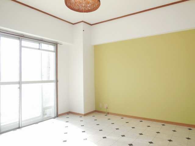 Other room space. Design floor