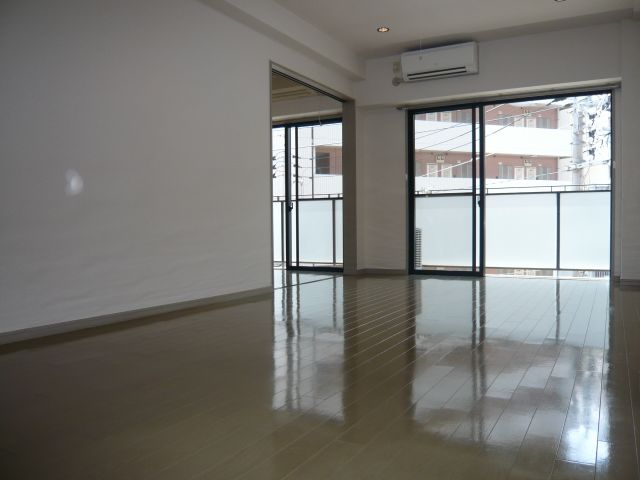 Living and room. Living