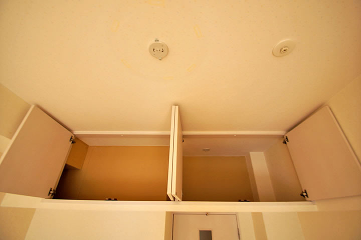 Receipt. Upper receiving