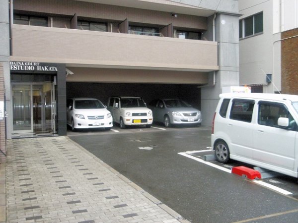 Parking lot. On-site parking