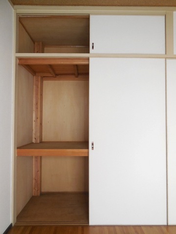 Other room space. Receipt