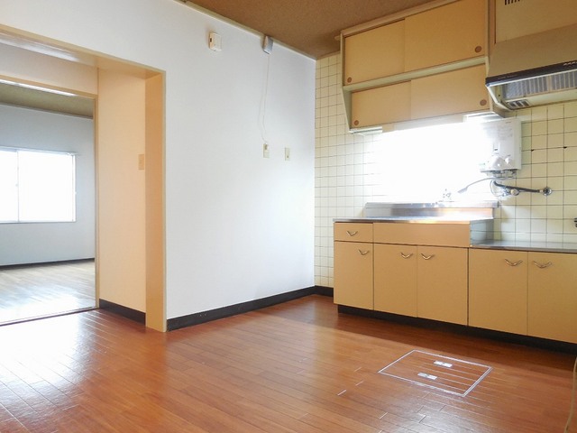 Other room space. dining