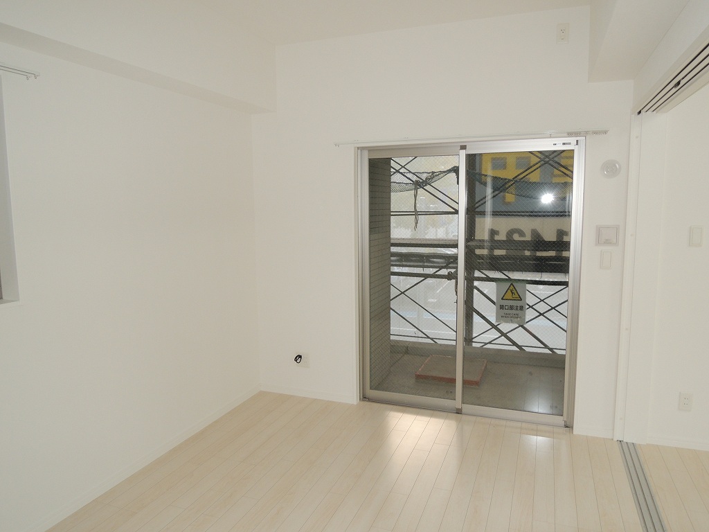 Balcony. Western style room