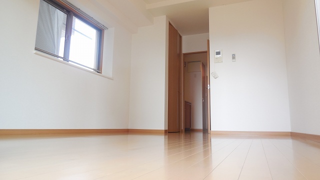 Living and room. Bright white keynote flooring