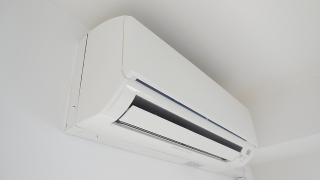 Other room space. Clean air-conditioned rooms