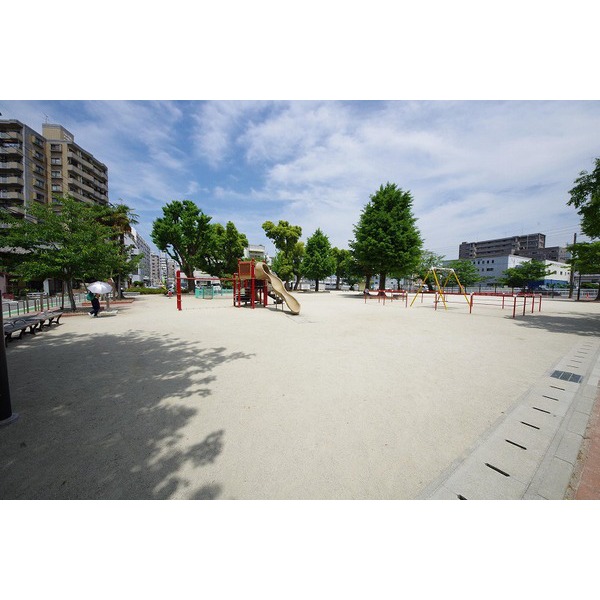 park. Sanno 388m to the park (park)