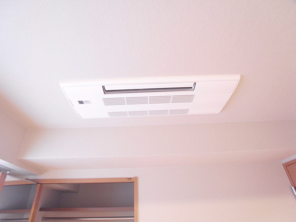 Other Equipment. Built-in air conditioning