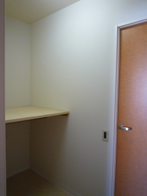 Other Equipment. Walk-in closet