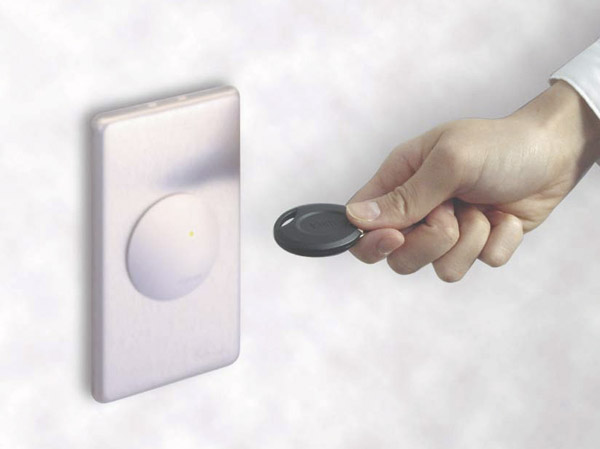 Security.  [Non-contact key corresponding auto-lock system] (Same specifications)