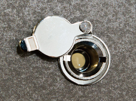 Security.  [Door scope] Consideration to privacy, Or leakage indoor lights to door scope over, It is with cover there is no fear of peep from outside. (Same specifications)