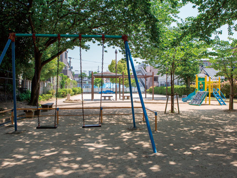 Surrounding environment. Shonan the town park (about 10m / 1-minute walk)