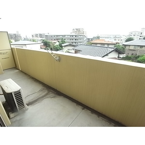 Other.  ※ It is a photograph of another room